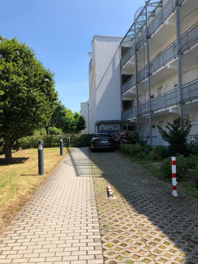 Parkplatz Und Balkon - Burberg'S Heimathafen In Wiesbaden Zewnętrze zdjęcie